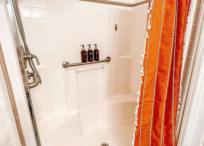 8br 5ba, Sleeps 20, 15 Min To Sedona, Walk To Trails! * Cottonwood